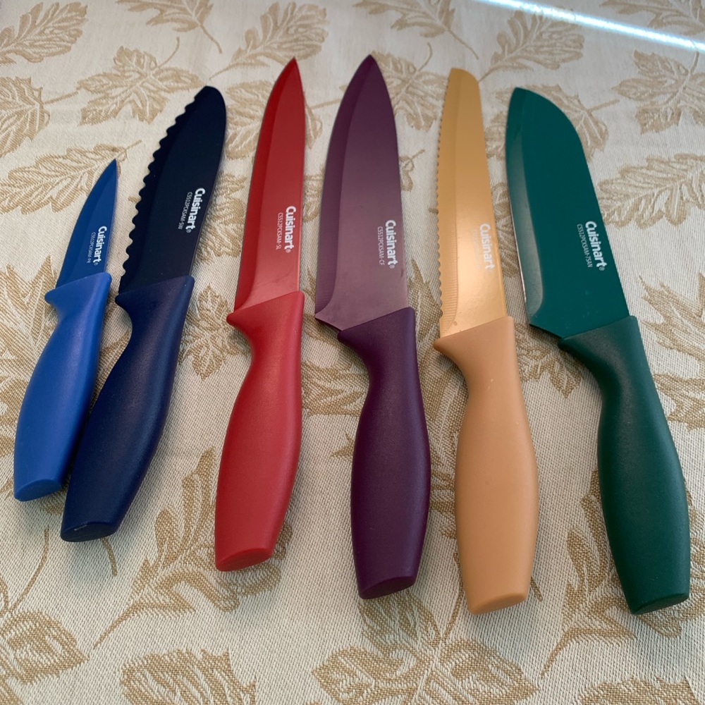 Set of 6 Cuisinart kitchen knives